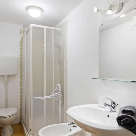 Corso Inglesi Appartaments Apartament